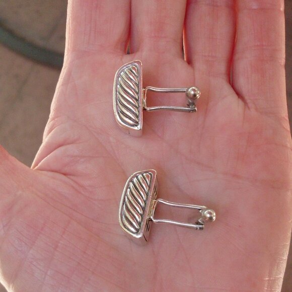 Retired David Yurman Cable Classic Cufflinks - 18K/925 - Gift Boxed - Picture 4 of 8